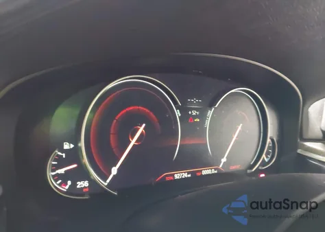 2018 BMW 540I xDrive z USA, uszkodzony, nr VIN WBAJE7C55JG892192